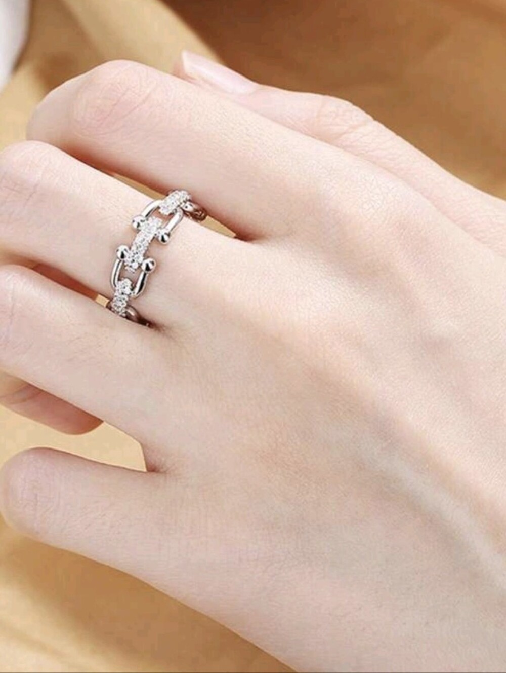 Silver Chain-Link Crystal Band Ring - Women Jewelry